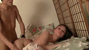 my step sisters friend giving my a nice blow job 18 yo